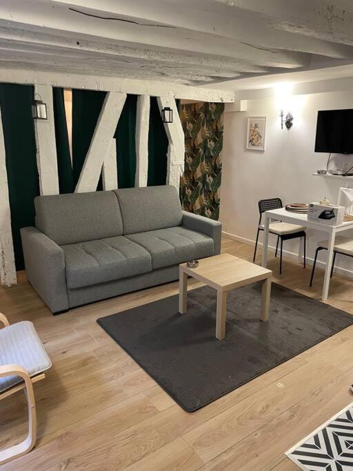 Appartement Confortable - Opera - Place De La Madeleine - Saint Martin - 4 Pers Paris Exterior foto